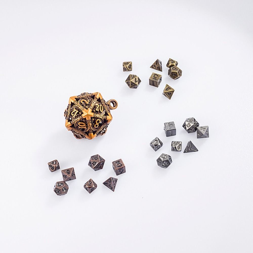 1 Set 20-seitige hohle Metallw – Board Game Io Bewertung und Preis